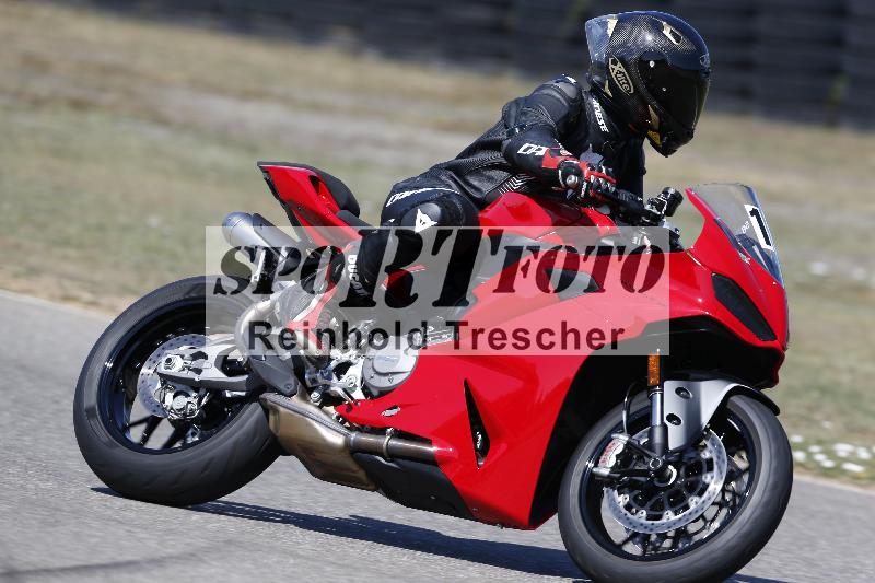 /35 07.08.2026  Discover the Bike ADR/Bike 1 gruen/13